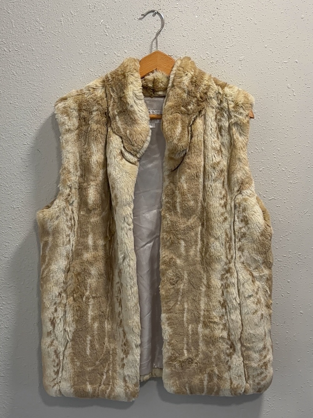 Donna Salyers Fabulous Furs Women's L
Beige/Brown Vest